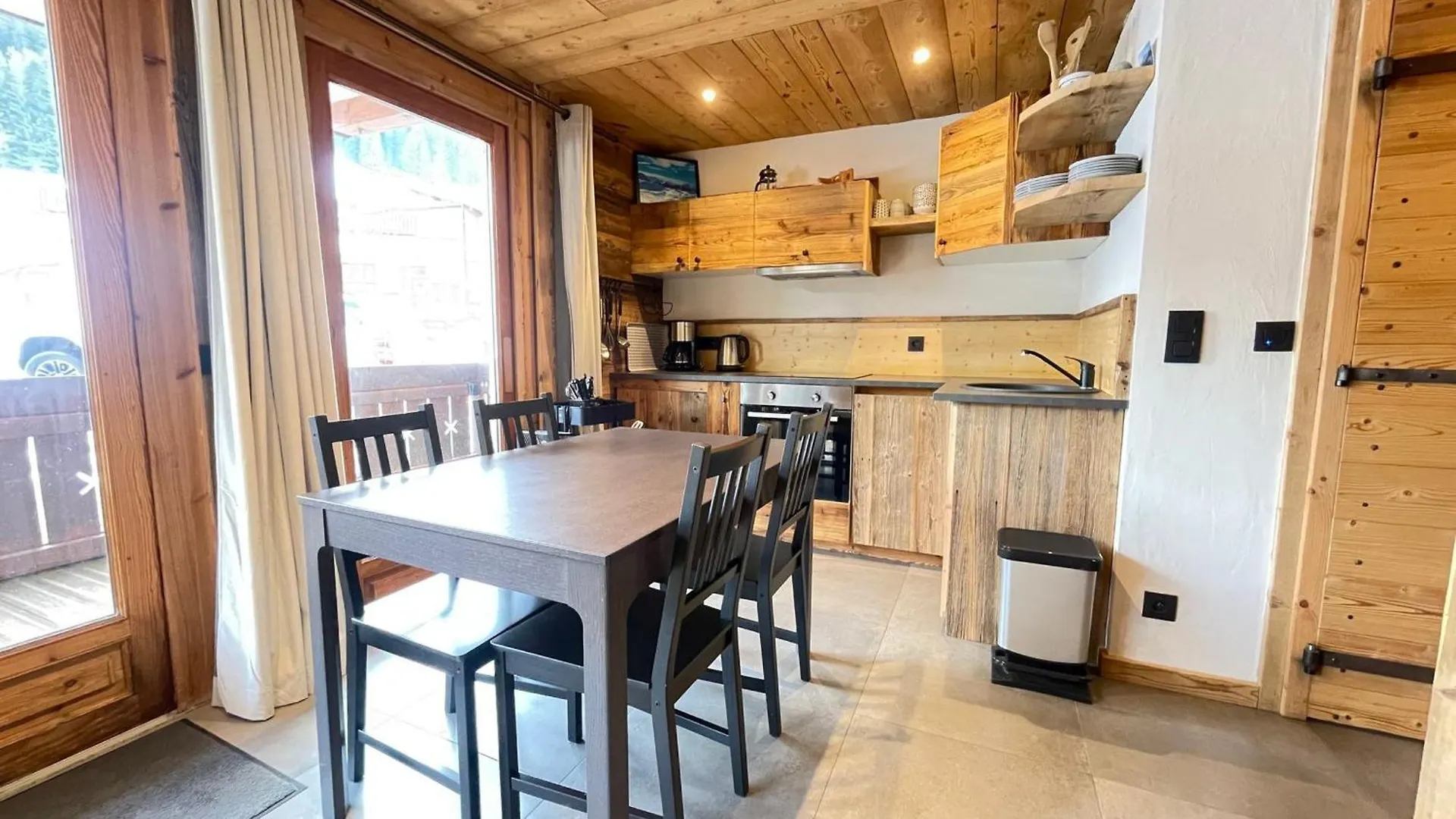 Apartment Charmant Appartement Au Pied Des Pistes Avec Wifi A Notre-Dame-De-Bellecombe - Fr-1-505-180 France